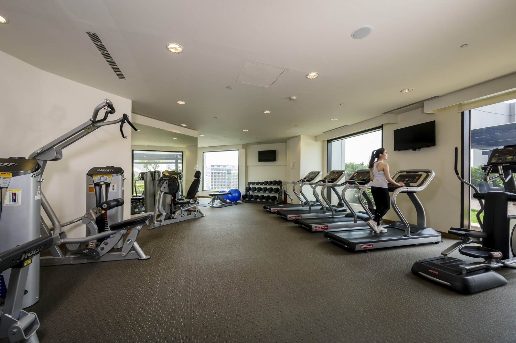 Trung tâm thể dục (fitness center)